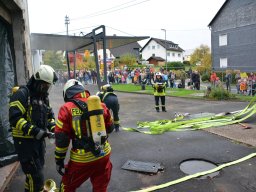 25_a herbstubung fw buschergrund 24. 11.10.2025